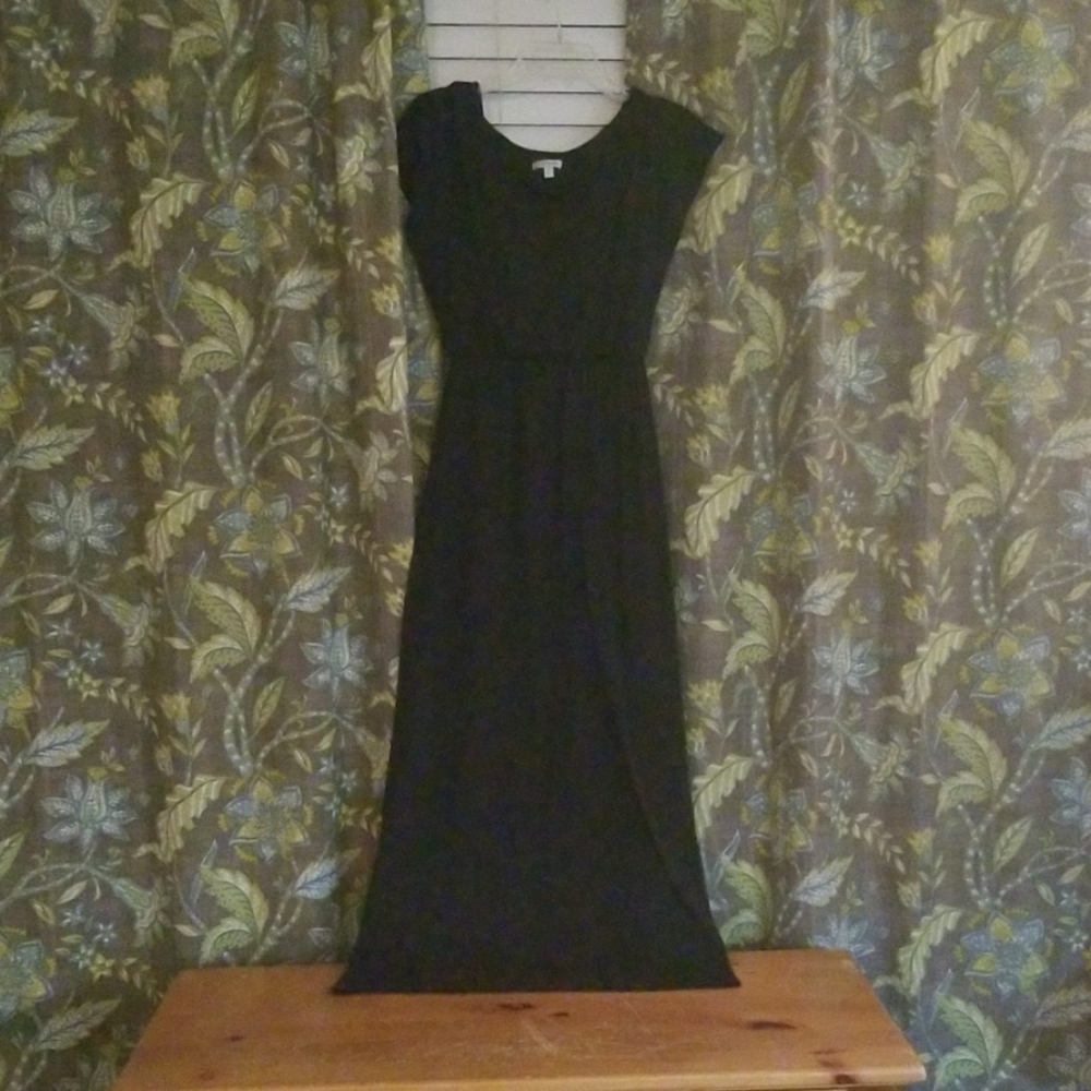 Sleevless dress
